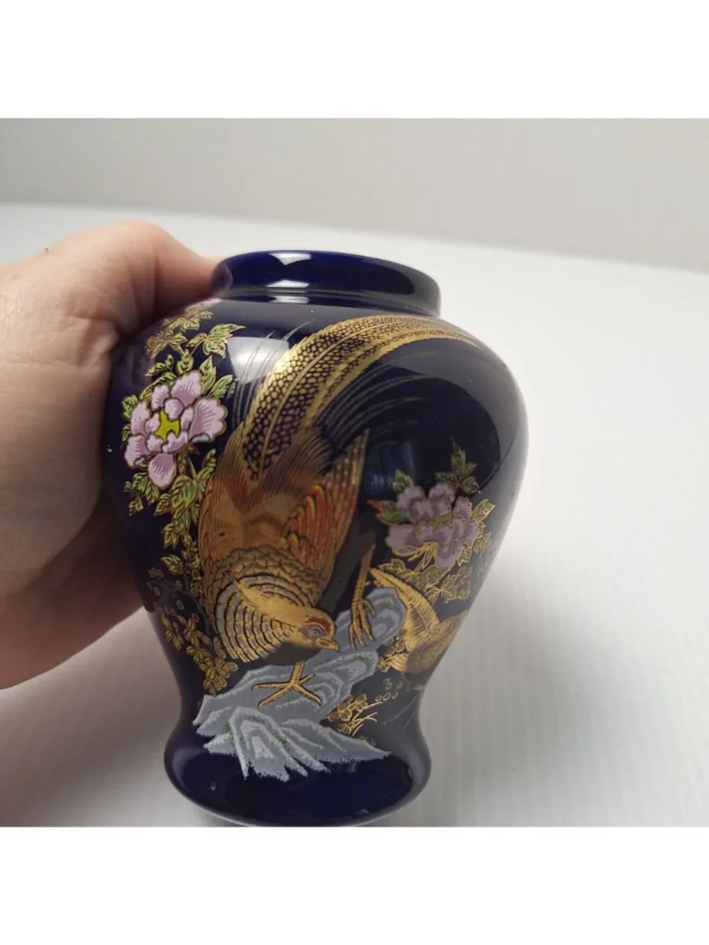 VTG KUTANI JAPANESE PORCELAIN COBALT BLUE VASE GOLDEN PHEASANT LOTUS GOLD TRIM